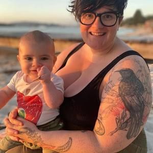 Meet your Posher, Sharon